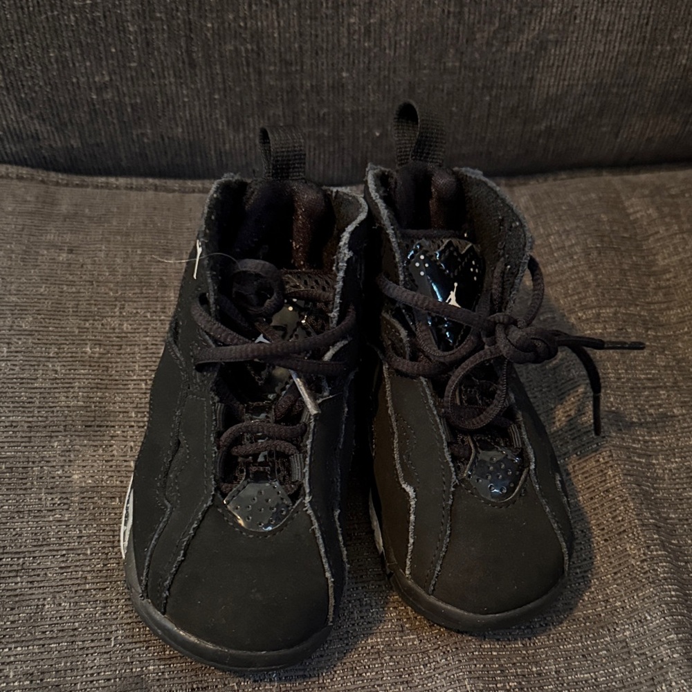 Kids Jordan’s retro 6 used
